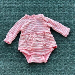 Spearmint LOVE Baby Girl Twirl Onesie - EUC